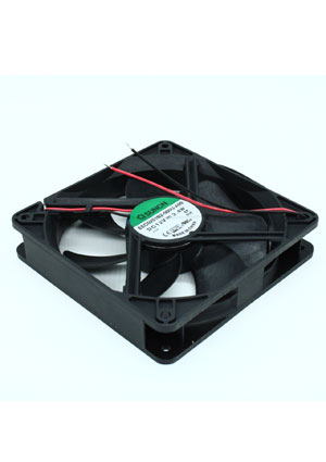 EEC0251B2-000U-A99, ���������� 12� 2700��/��� 120x25 B 157.9�3/���, 40,5��, ��������� �������