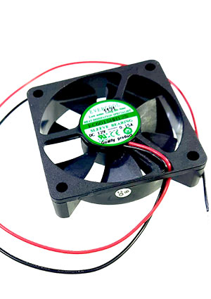 EC6015HH12S, ���������� 12B, 60�60�15�� , ��������� ����������, 5000 ��/���