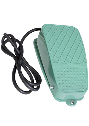 RUICHI SB008-6, Переключатель ножной педальный RUICHI SB008-6, номинальное напряжение 250 В, ток 10 А педали, выключатели ножные