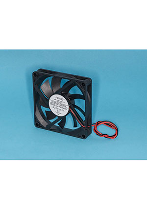 CF80-15, ���������� 80�80�15, 12�, 0.17�,  ��������� ����������, AV-F8015MS12
